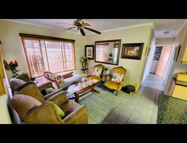 4 BEDROOM HOUSE FOR SALE IN HESTEAPARK